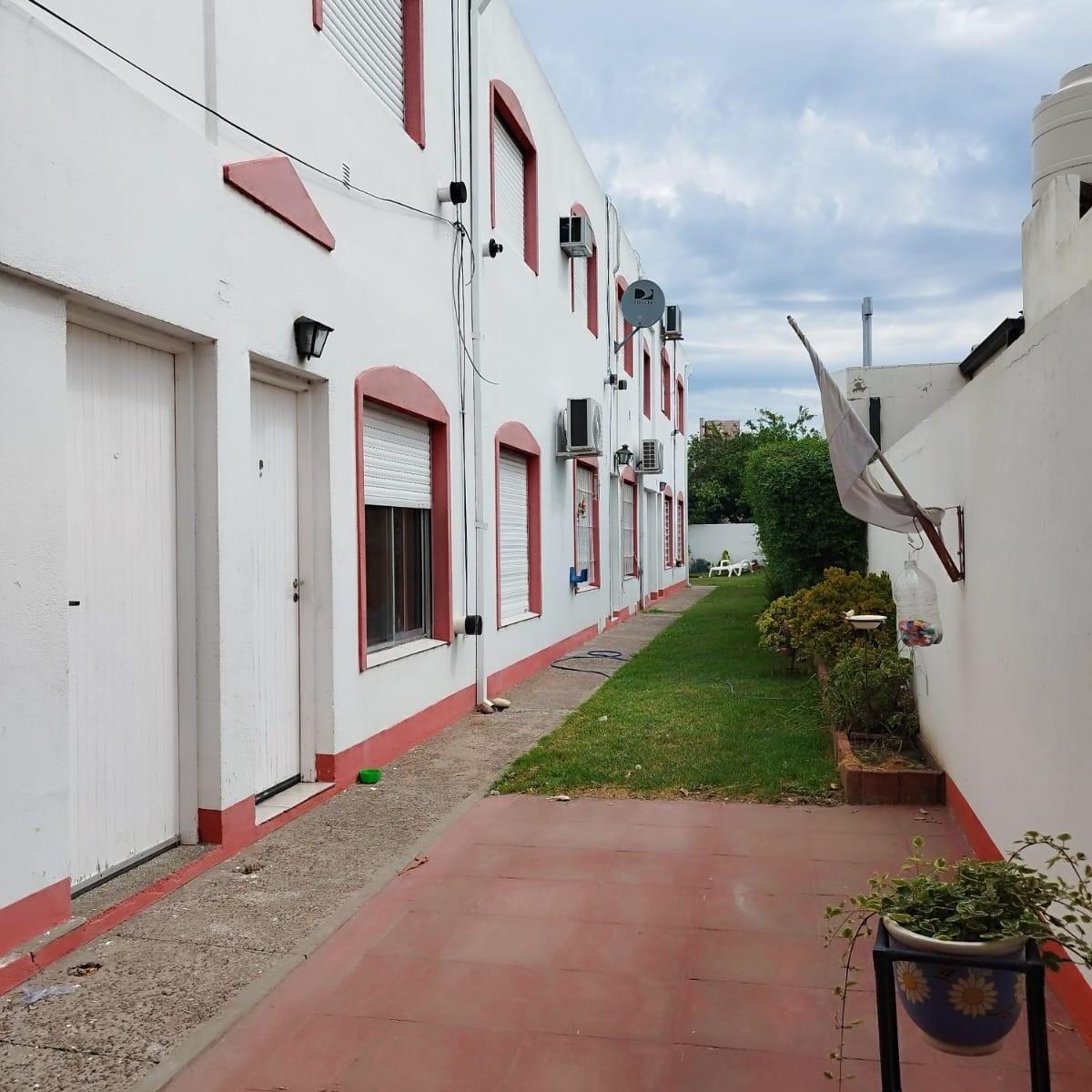 Viamonte 1070 - Departamento 5
