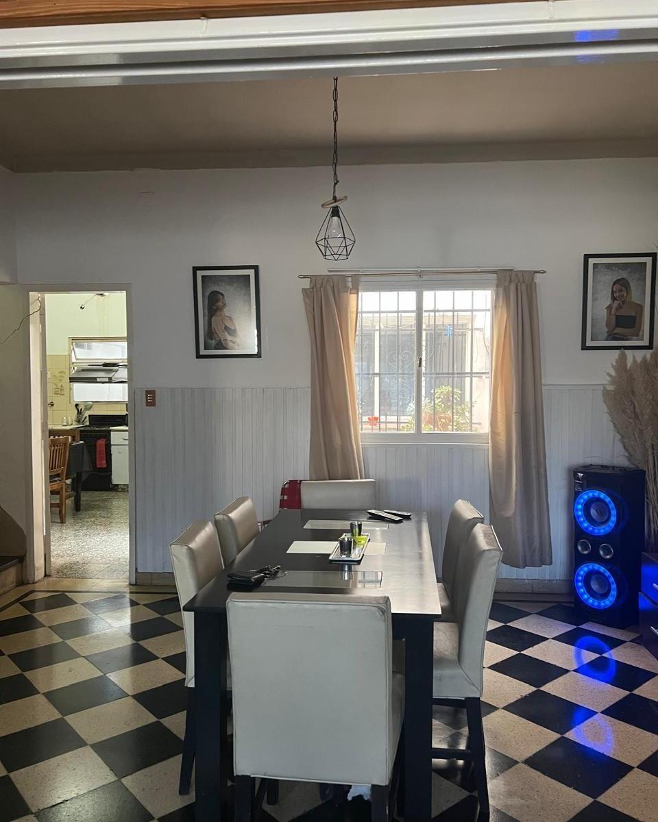 Chacabuco 1653 - Casa de 3 Dorm. en Venta 3