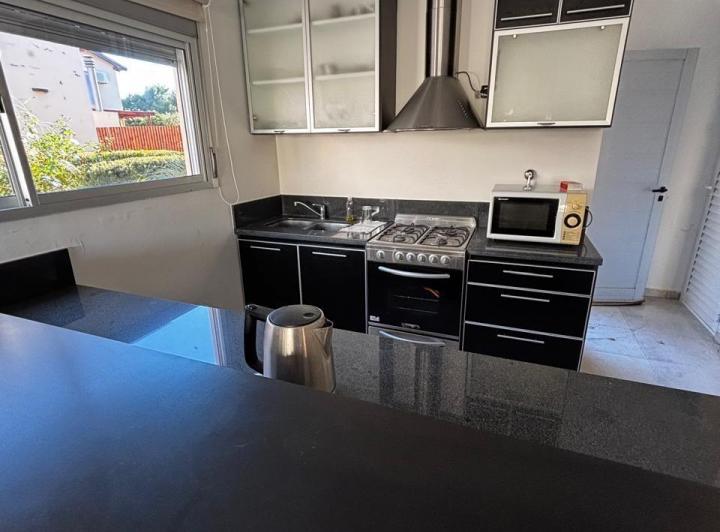 Duplex en VENTA-Monte Hermoso  4