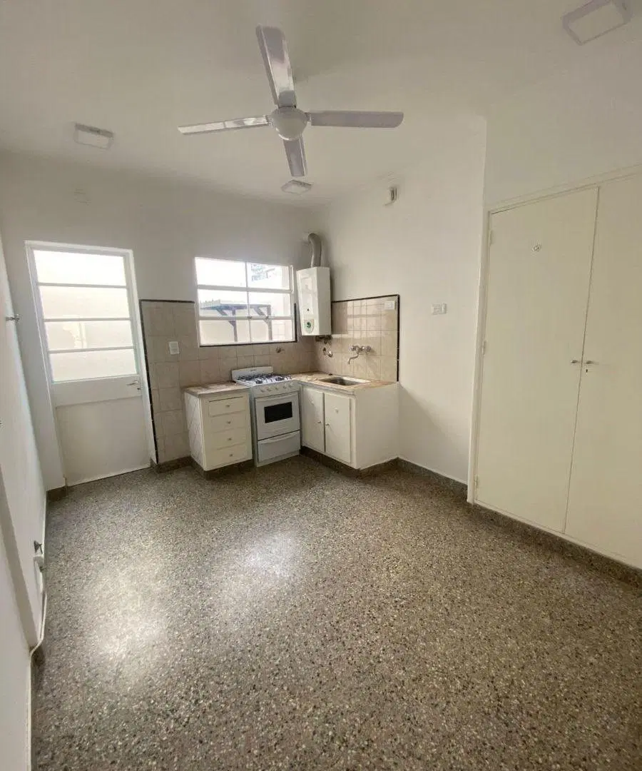 Departamento en Alquiler en Vieytes 700, Macrocentro, Bahía Blanca, Bs. As. 2