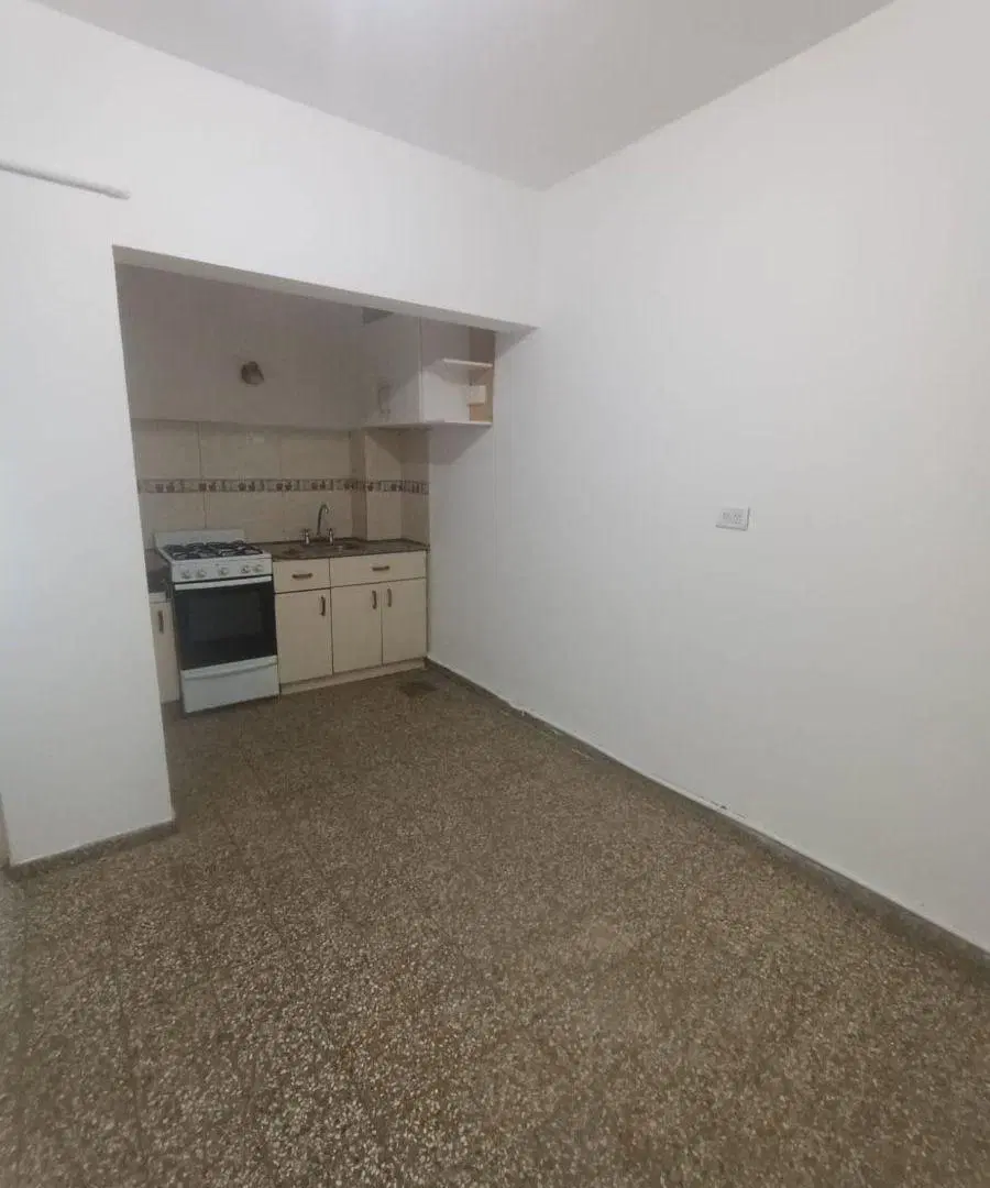 Departamento en VENTA-Estomba 516 4