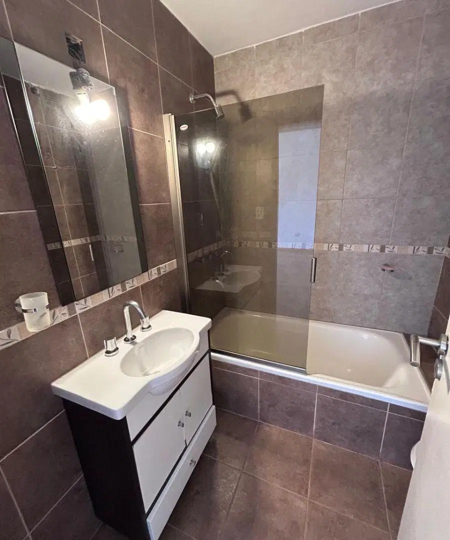 Departamento en VENTA-Zona paseo de las esculturas-San Salvador 256 4