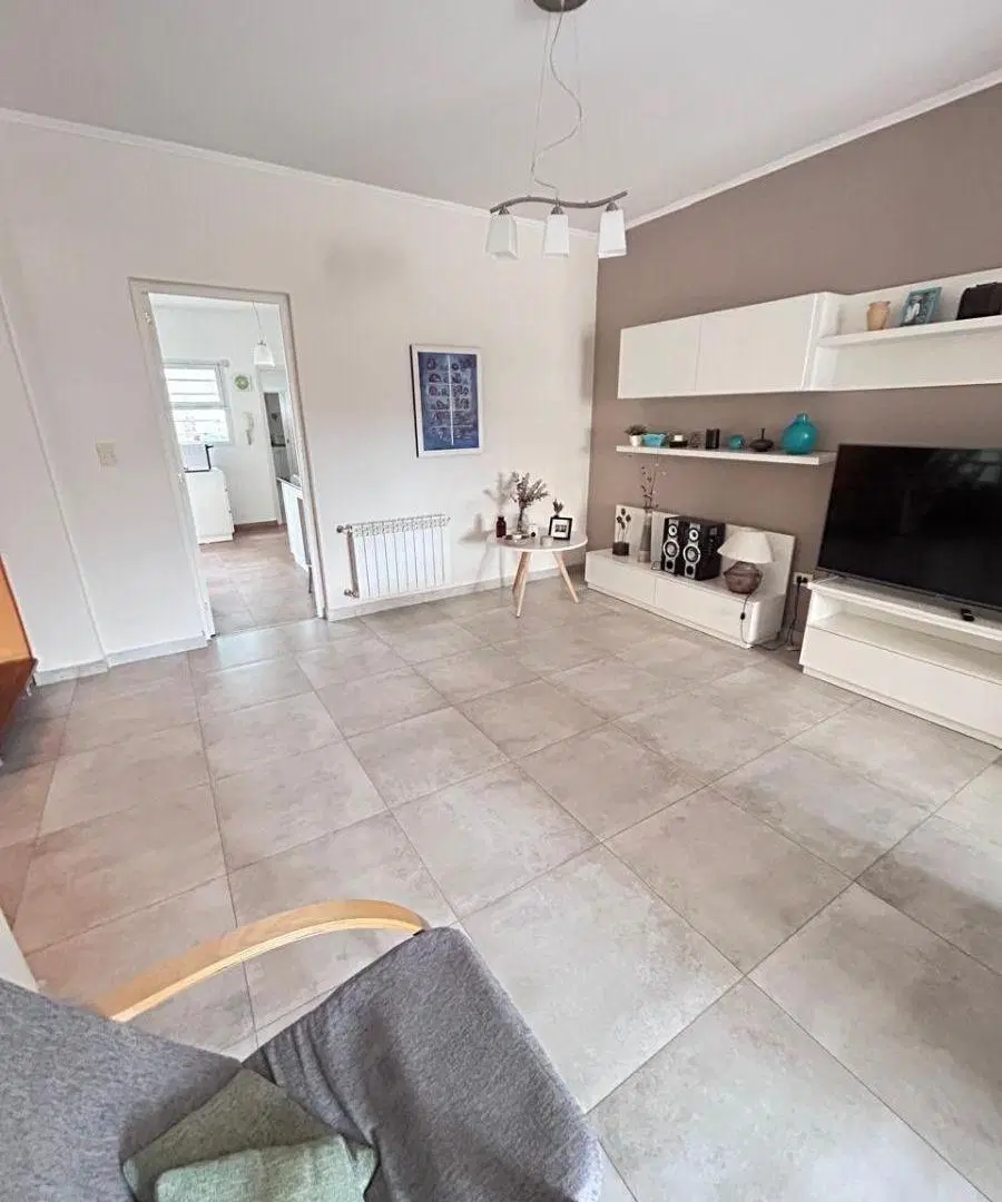 Impecable casa en VENTA-Almafuerte 1150 4