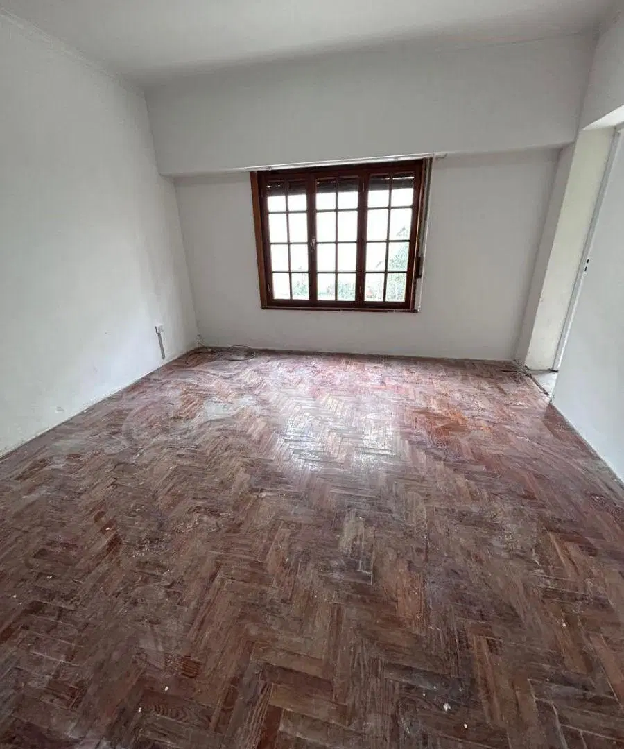 Casa en VENTA-Lamadrid 519 2