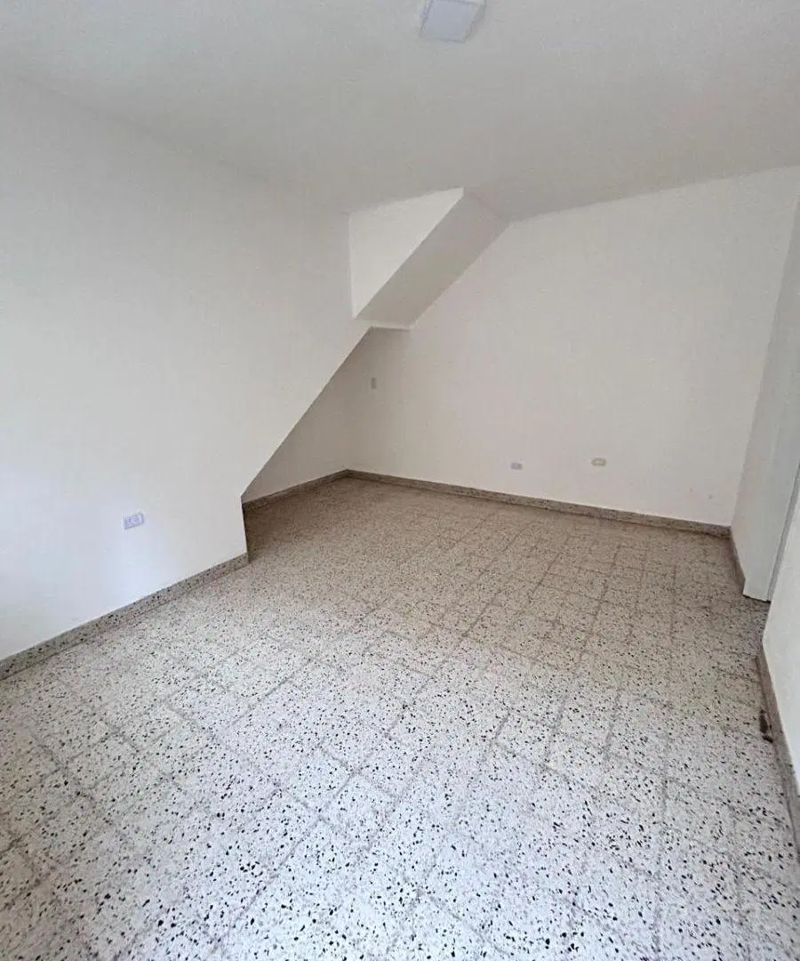 Departamento en VENTA-Barrio Universitario 3