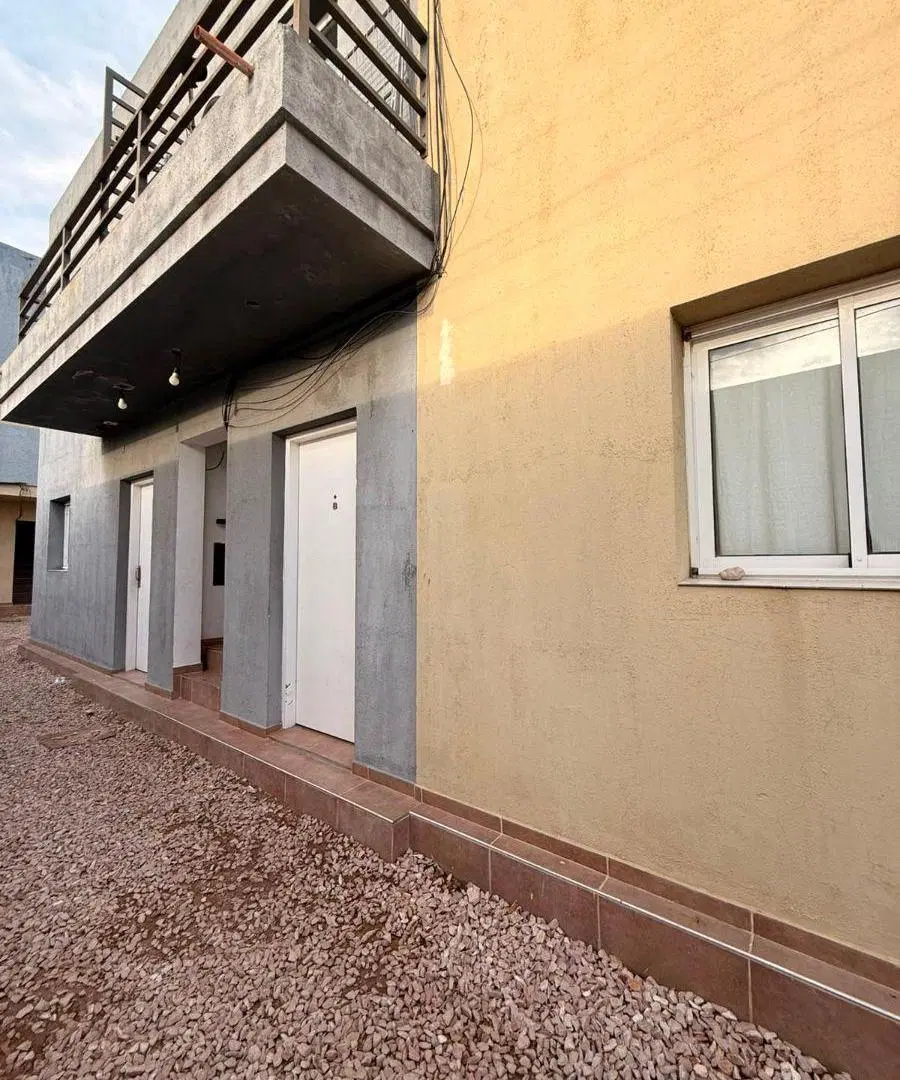 Amplio departamento de un dormitorio en VENTA-Matheu 1055 3
