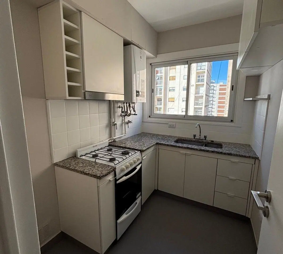 Departamento en ALQUILER-Mitre 147 4