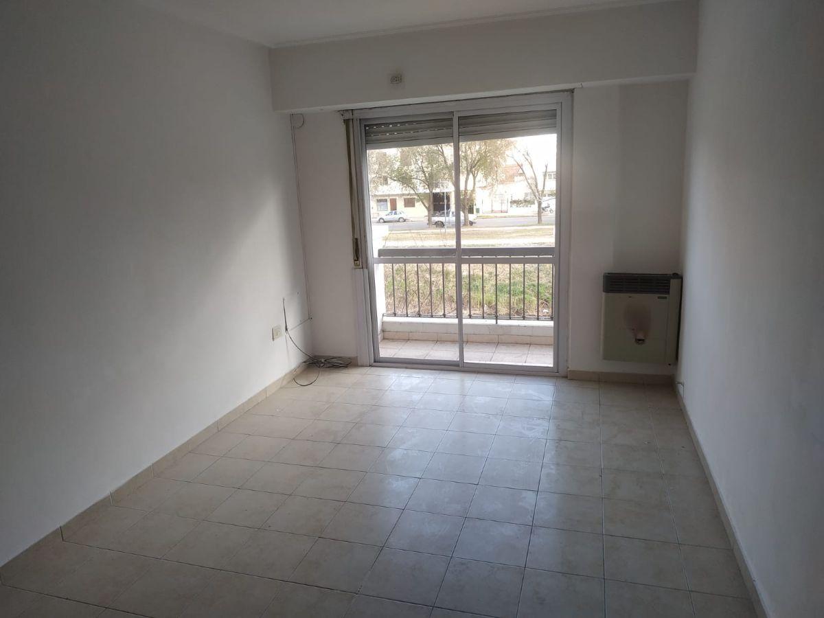 Foto de Departamento en Alquiler en Fuerte Argentino 500, Barrio Napostá, Bahía, imagen 4