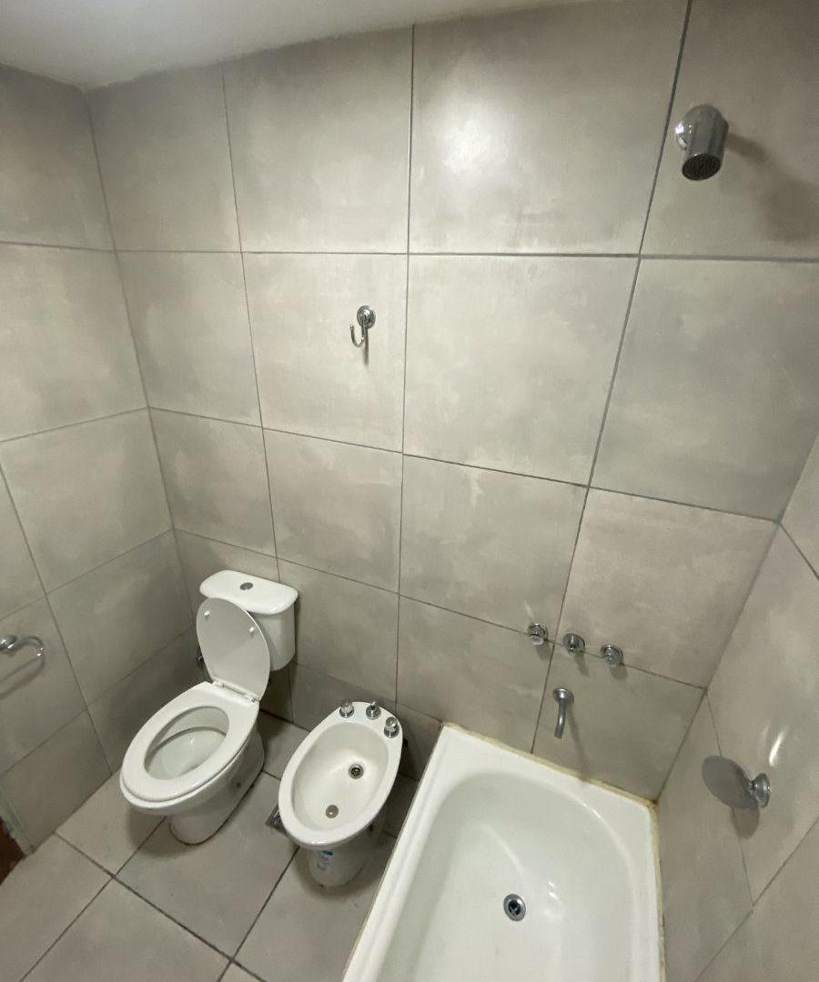 Foto de Departamento de 1 dormitorio en alquiler en Vieytes 1243, imagen 5