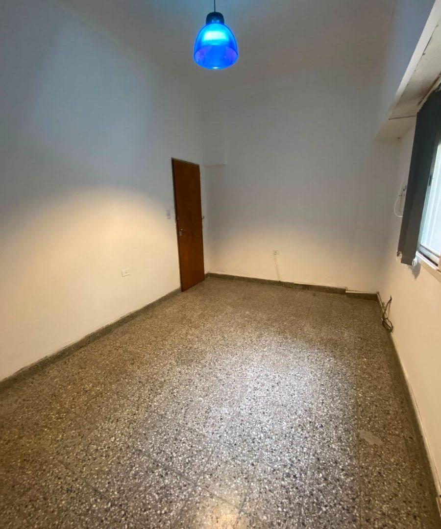 Foto de Local Comercial en Alquiler | Viamonte al 200, imagen 3