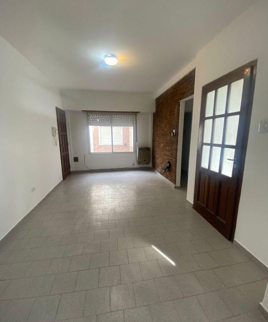 Foto de Departamento en alquiler en Trelew al 600, imagen 2
