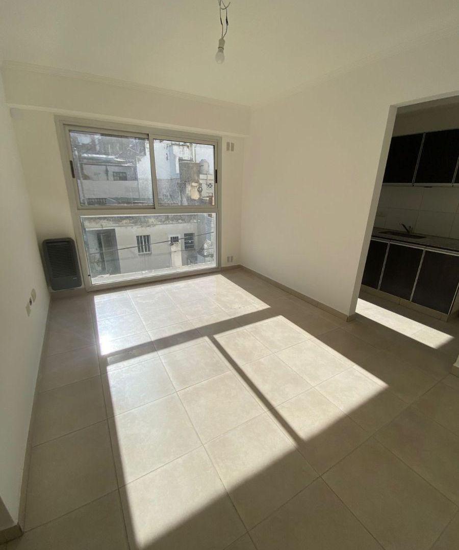 Foto de Departamento en alquiler en Lamadrid al 200, imagen 4