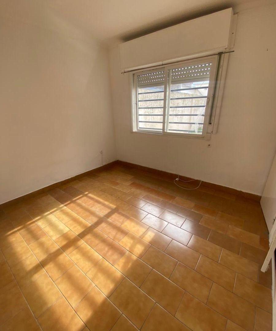 Foto de Departamento en alquiler en Saez Peña 2300, imagen 5