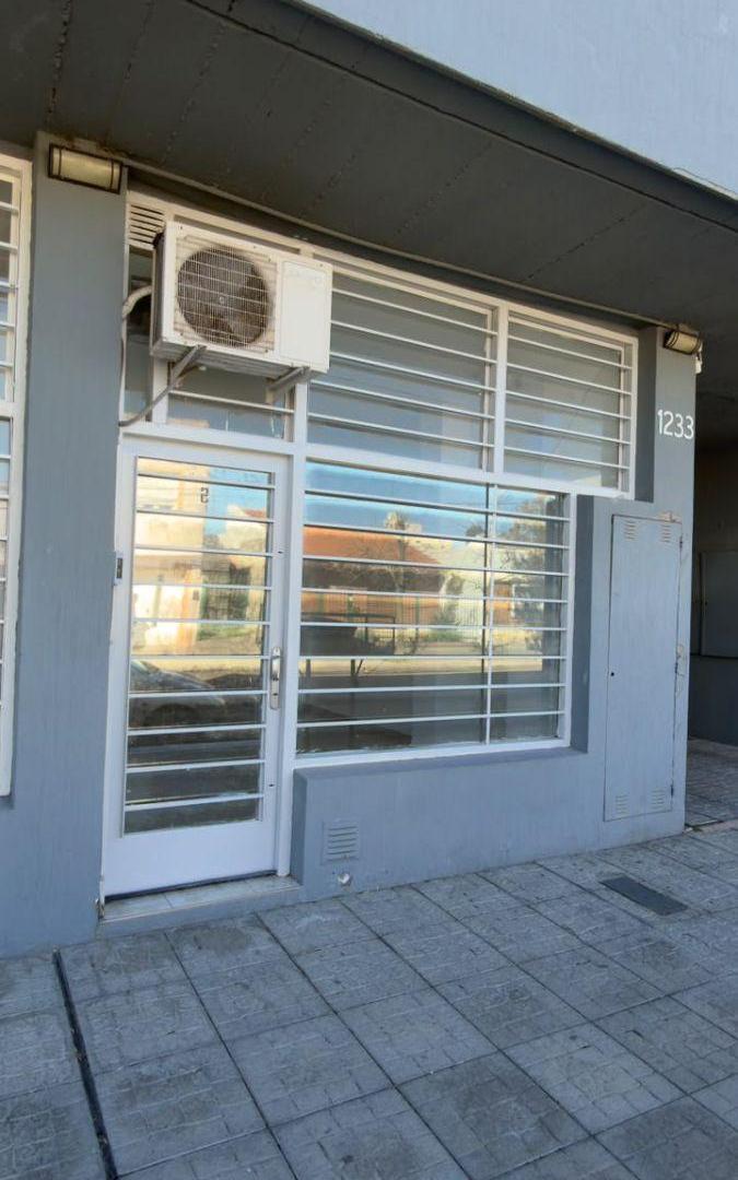 Foto de Local - oficina en venta en Viamonte 1233, imagen 5
