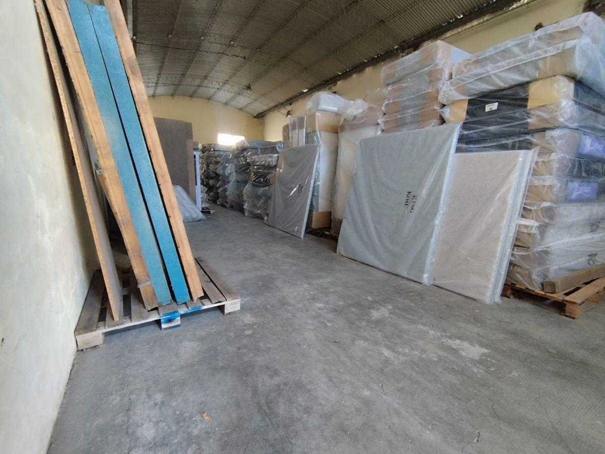 Foto de Deposito en alquiler de 248m2 en Pasteur al 1100, imagen 5