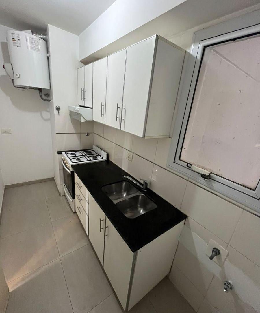 Foto de Departamento en alquiler de 1 dormitorio en Holdich al 100, imagen 5