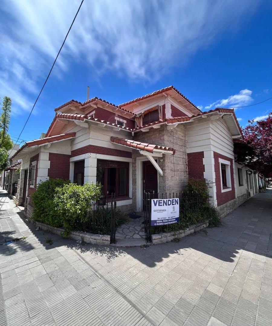 Foto de Casa en venta en Alsina 700, imagen 1
