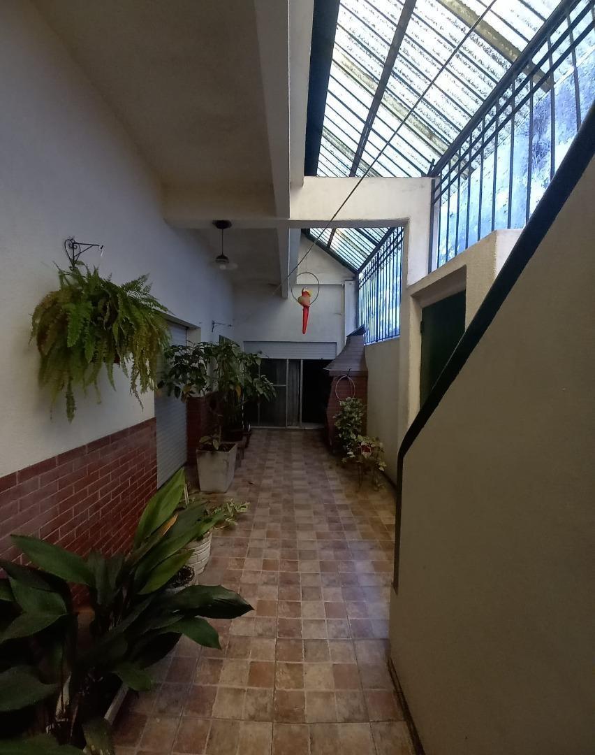Venta de Ph tipo casa 3 ambientes patio y terraza Avellaneda