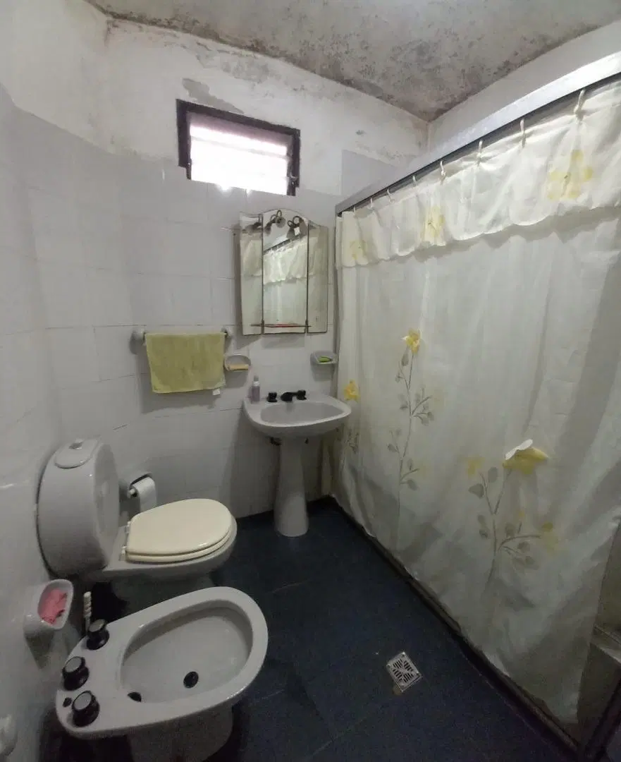 Venta de Ph tipo casa 3 ambientes patio y terraza Avellaneda 4