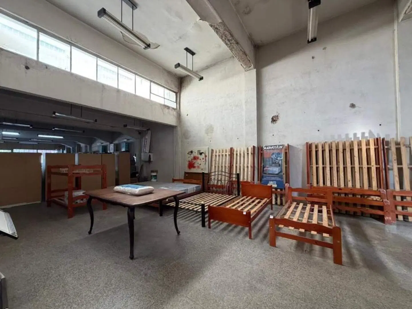 Alquiler de importante local comercial de 500 m² en wilde 8