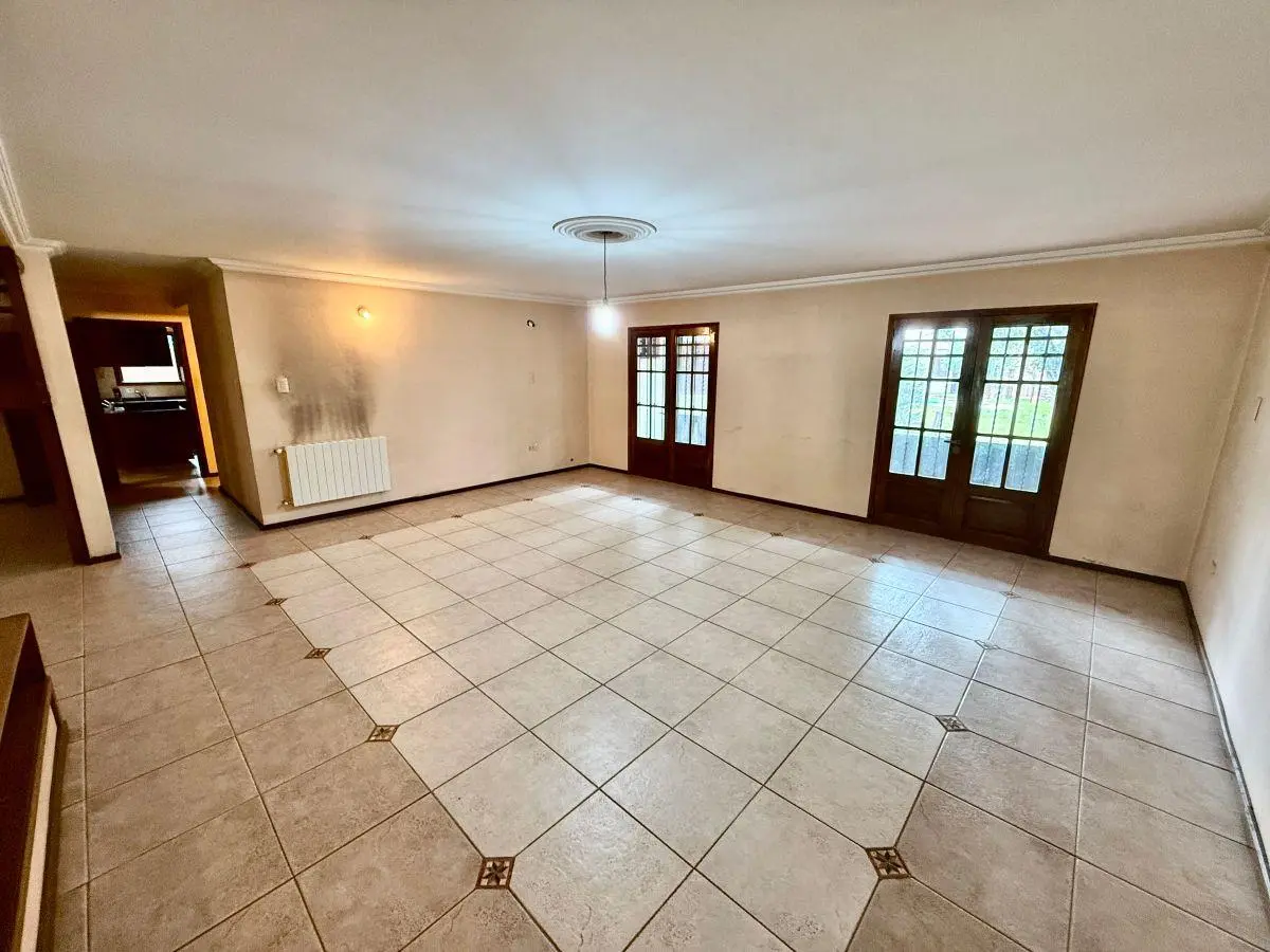 Casa 4 Dormitorios Venta y Alquiler I Comercial o Vivienda I Bº Granja de Funes 4