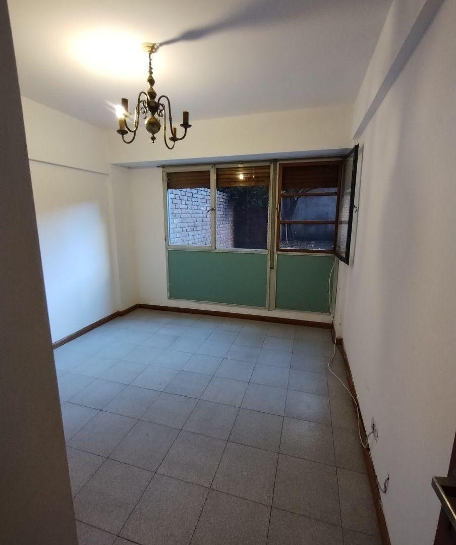 Foto de Departamento 1 Dormitorio en Planta Baja con Gran Patio Propio – Centro, imagen 3