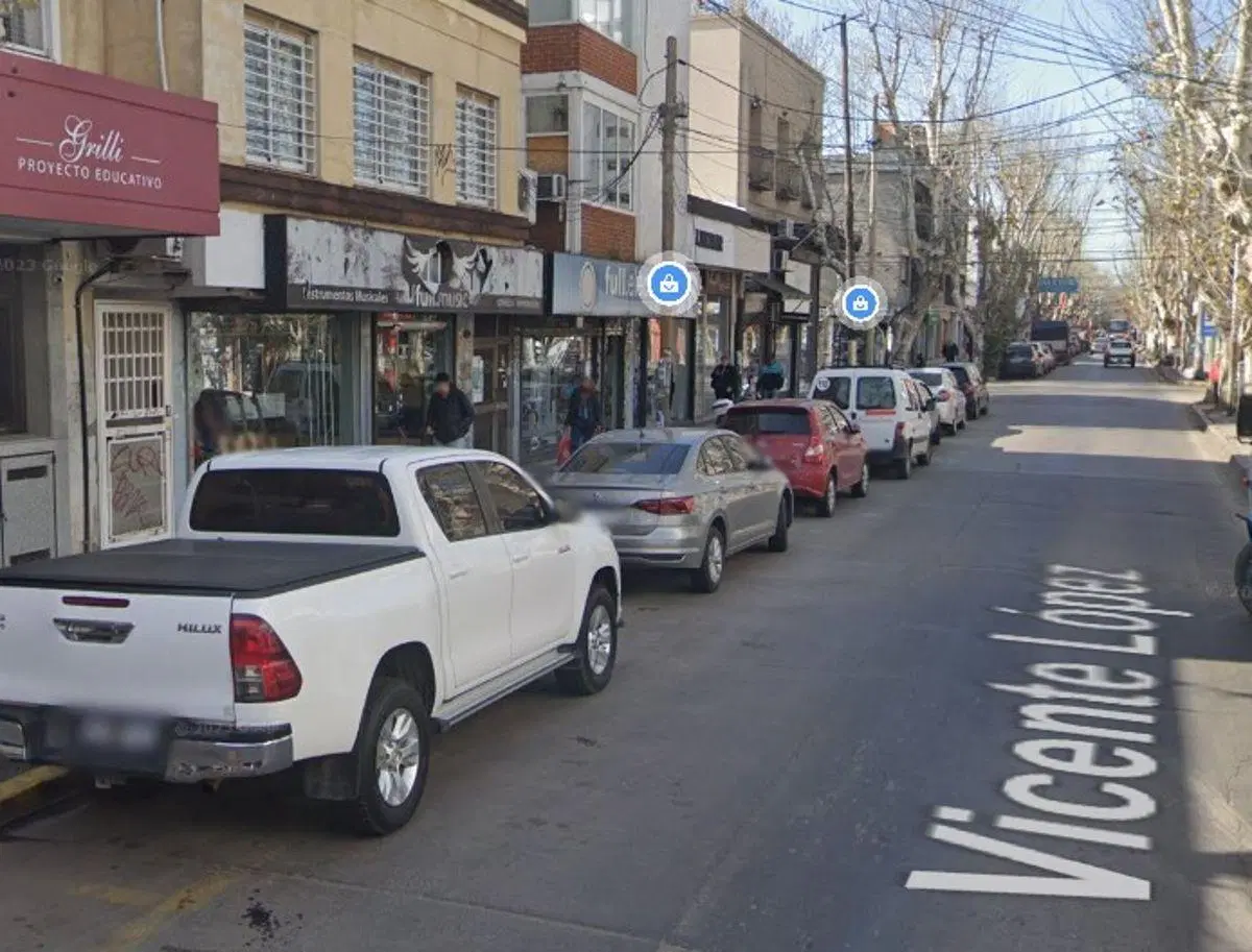 LOCAL EN ALQUILER EN EXCELENTE ZONA COMERCIAL 3