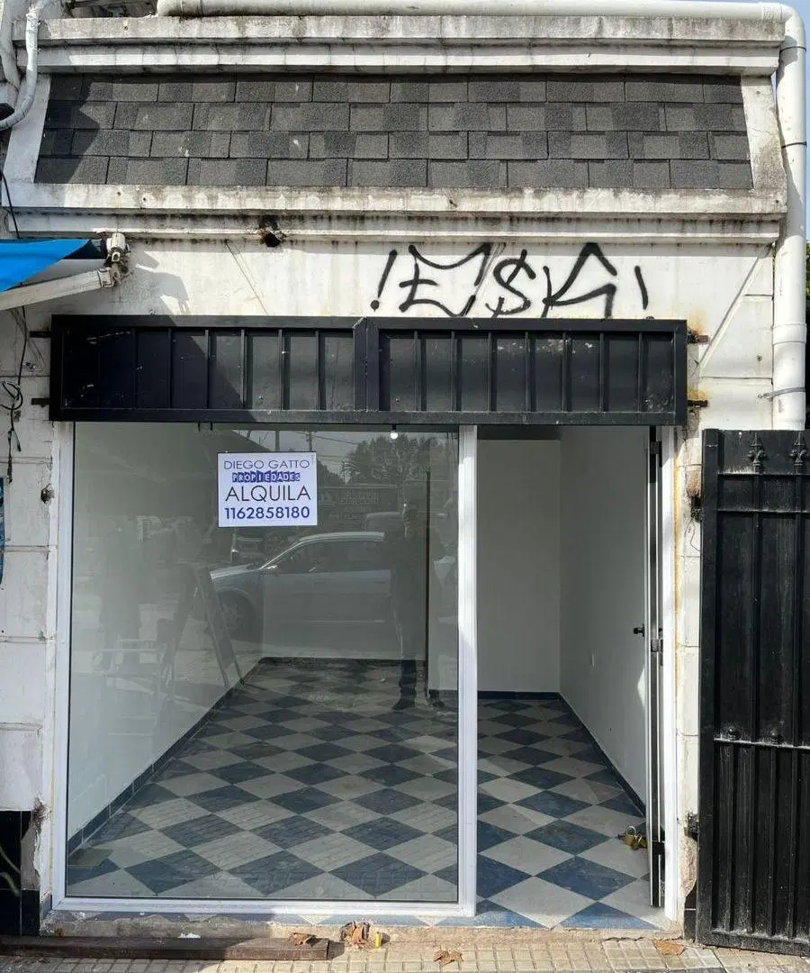 LOCAL EN ALQUILER : " ZONA DE ALTO TRANSITO " 3