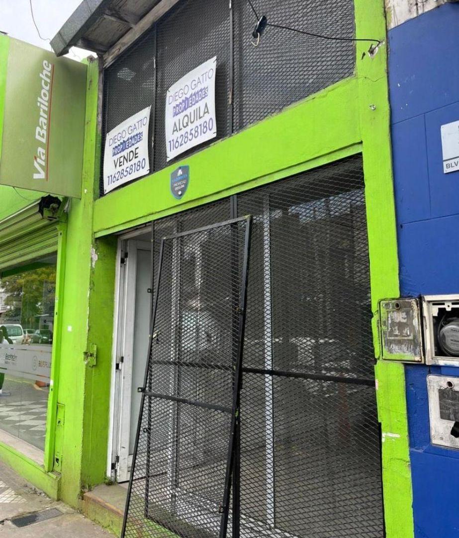 Foto de EXCELENTE LOCAL COMERCIAL EN ZONA DE ALTO TRANSITO DE MONTE GRANDE, imagen 4