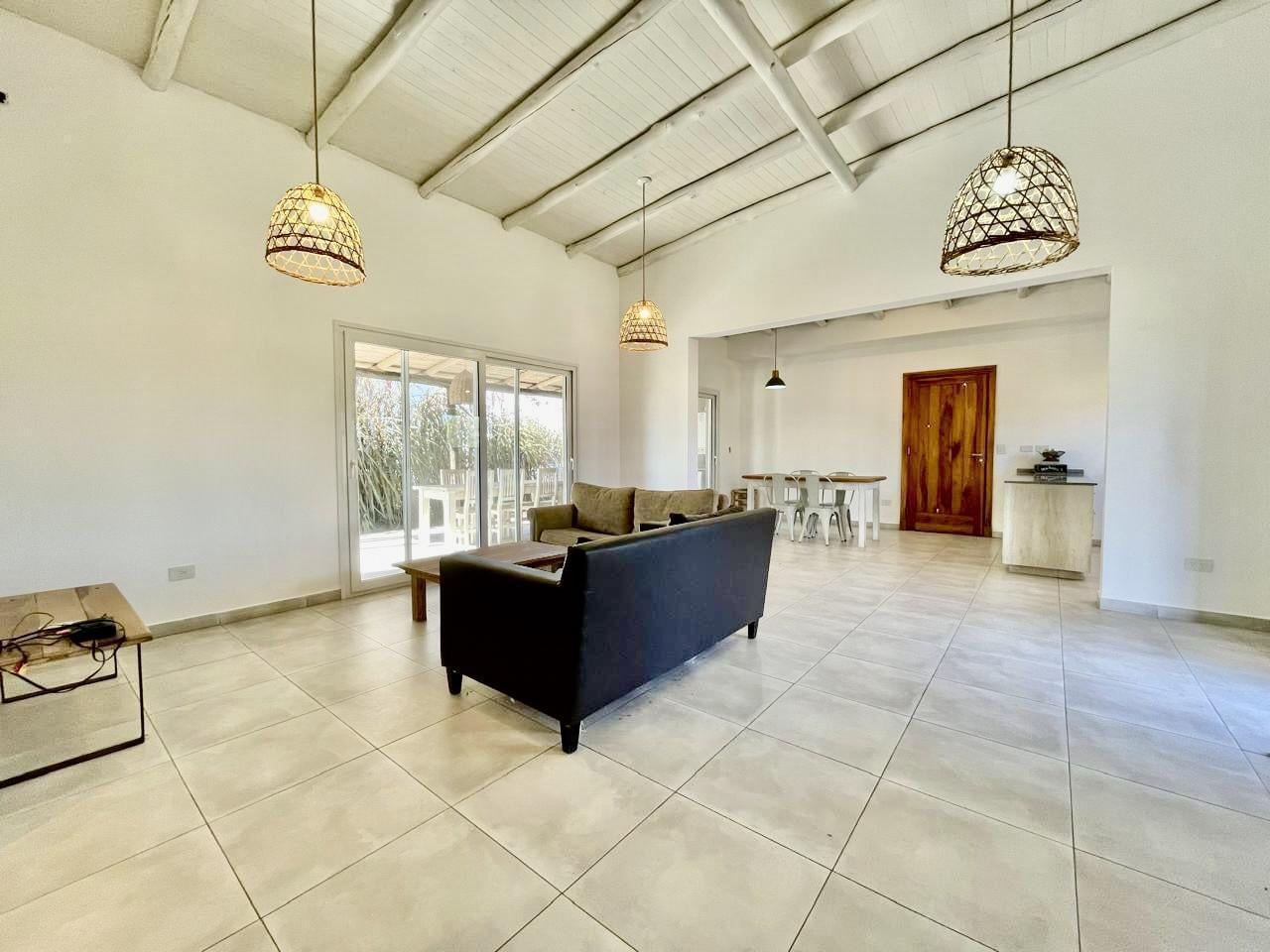 Foto de Casa en venta 4 ambientes apta crédito En barrio El Aljibe, imagen 3
