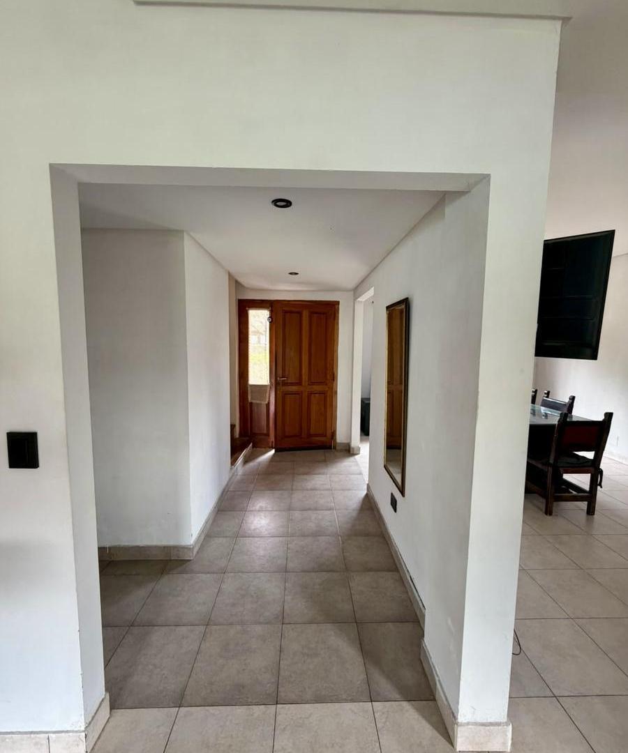 Foto de Casa en venta en La Campiña Pilar, 5 dormitorios, Lote 893 m², Apto, imagen 3
