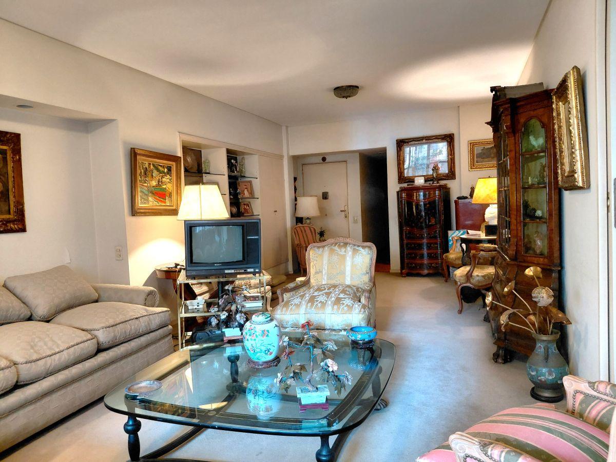 Foto de Departamento de 134 m2 con 3 dormitorios y cochera en venta en Barrio, imagen 5