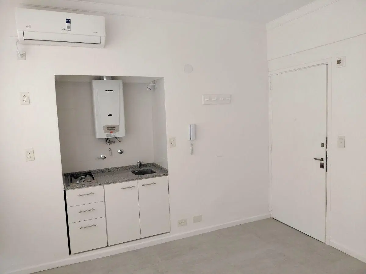 Departamento de 30 m² de 1 dormitorio en alquiler en Balvanera 3