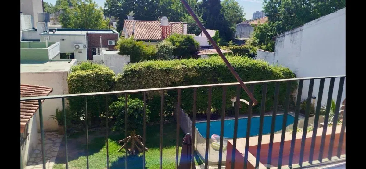 Casa tipo PH para actualizar en el alto de Martinez 5