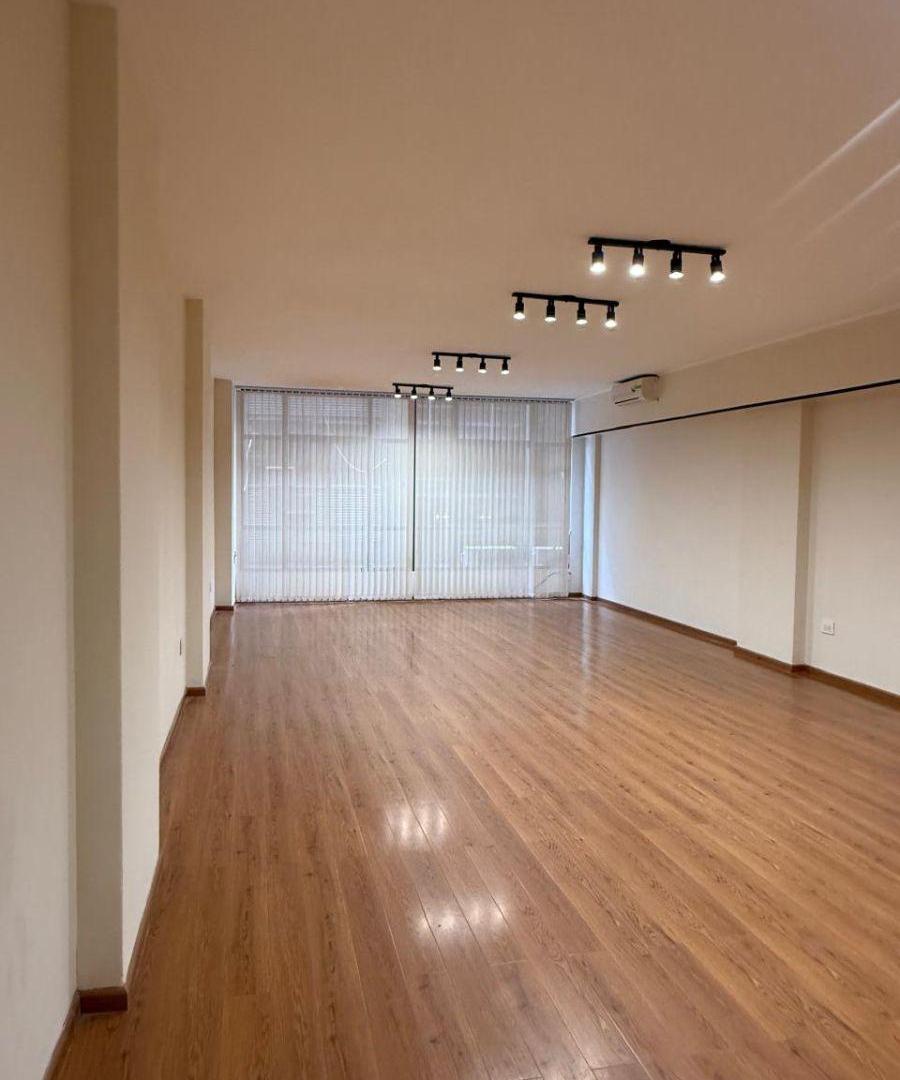 Foto de AMPLIO MONOAMBIENTE - EXCELENTE UBICACIÓN., imagen 2
