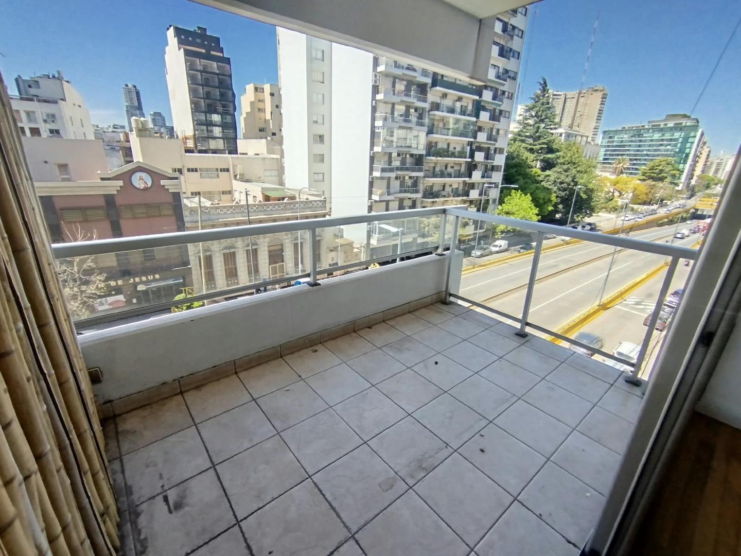 Foto de Alq 2 amb. balcón terraza, cochera fija, Seg. 24 y amenities, imagen 5