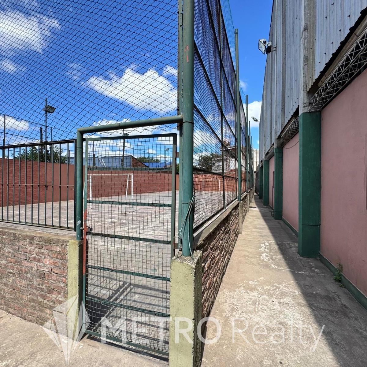 Venta/alquiler Complejo Deportivo en Florencio Varela 5