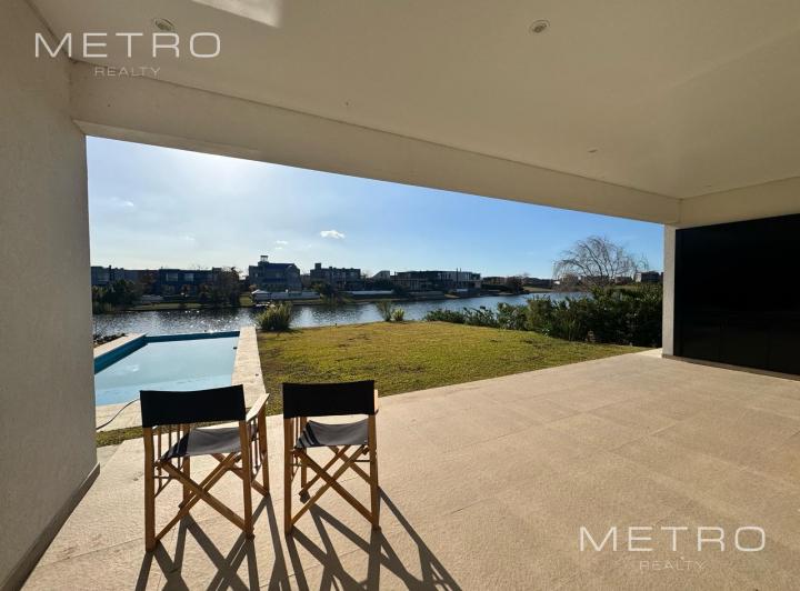 Casa en Alquiler a la Laguna  Amoblada Puertos del Lago 1