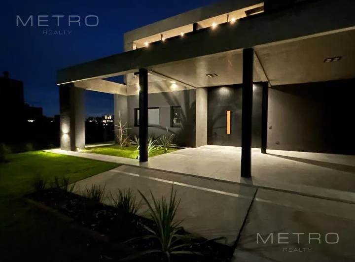 Casa en Alquiler Anual en Ceibos Puertos del Lago 2