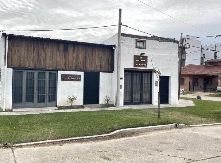 Local en Chascomus 1