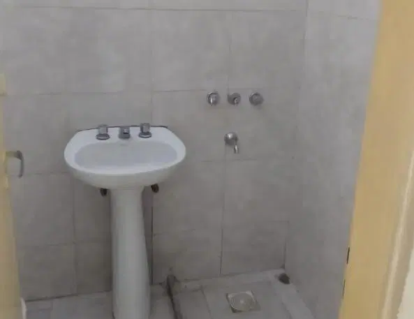 Casa 1 Dormitorio en Villa Allende Patio y Cochera Barrio San Clemente 4