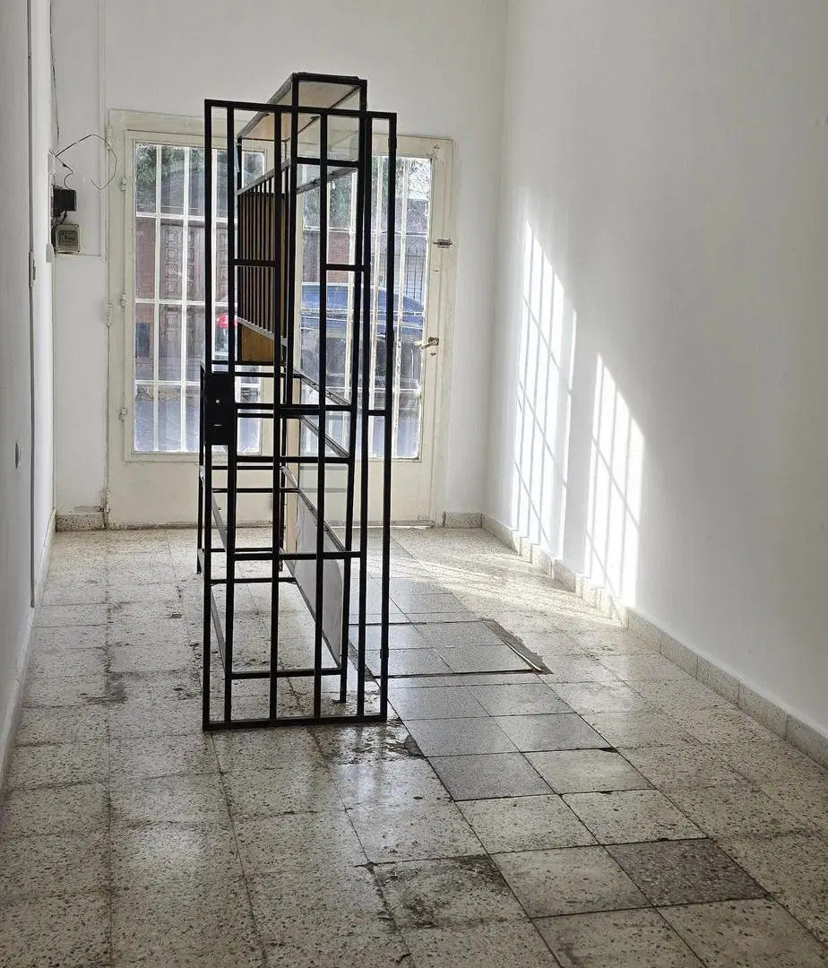 Local Comercial 20m2 con baño Padre luis Monti 3744 3