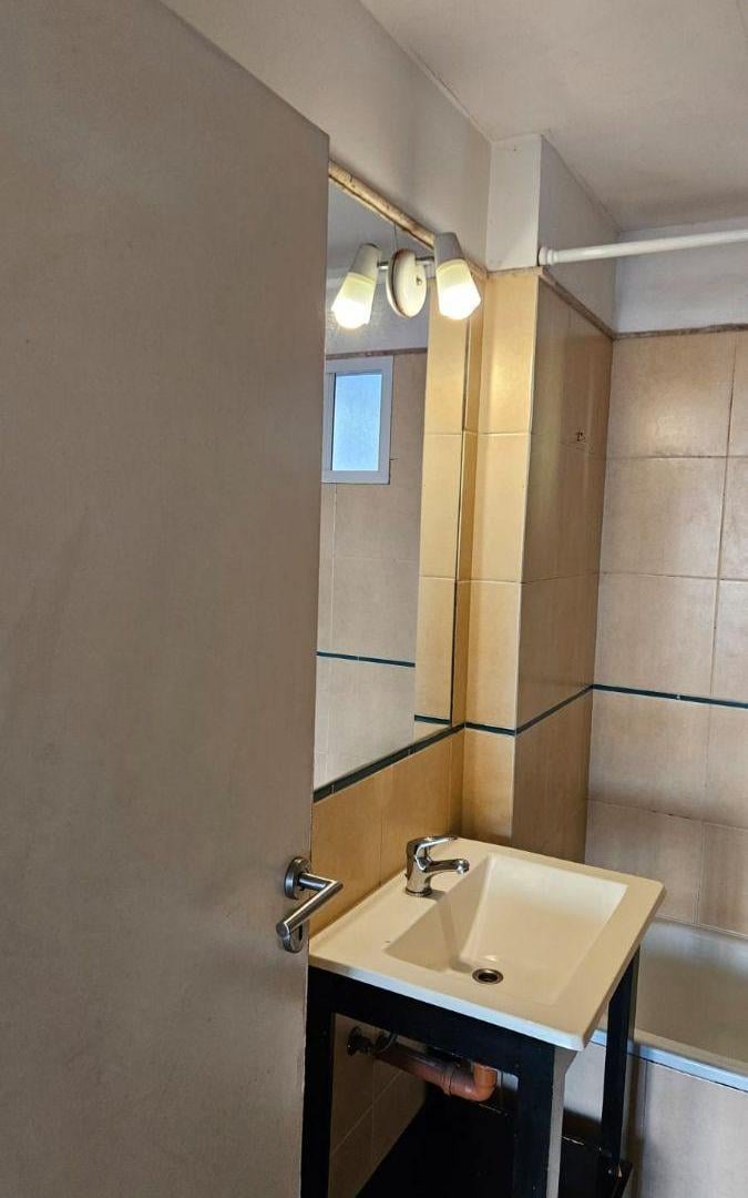 Foto de Excelente monoambiente, luminoso. Bajas expensas-, imagen 4