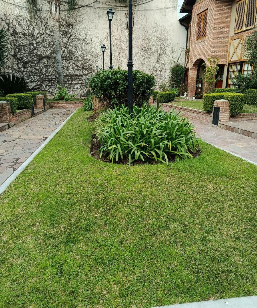 Foto de Excelente triplex 5 amb. en barrio cerrado multifamiliar, con, imagen 5
