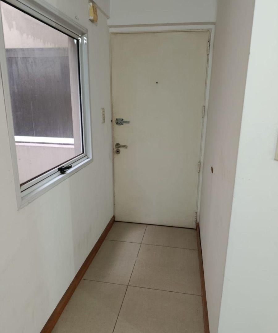Foto de Monoambiente con balcón-cfte y bajas expensas – Excelente ubicación-, imagen 5