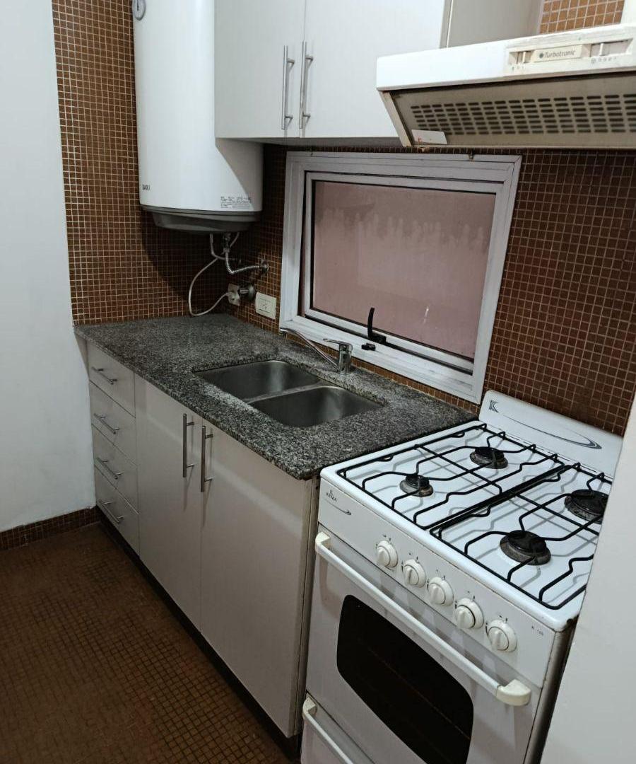 Foto de Monoambiente con balcón-cfte y bajas expensas – Excelente ubicación-, imagen 4