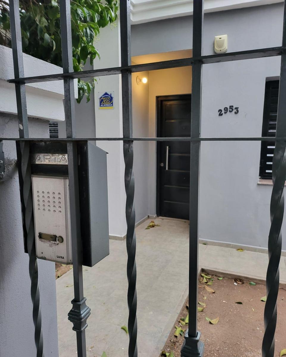 Oportunidad Casa de Dos Dorm. Mas Depto de 1 Dor C/ Cochera 3