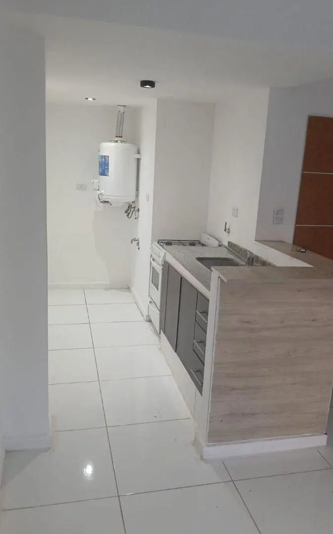 Amplio /planta baja patio y quincho asador/ a metros de la av Santa Fe 3