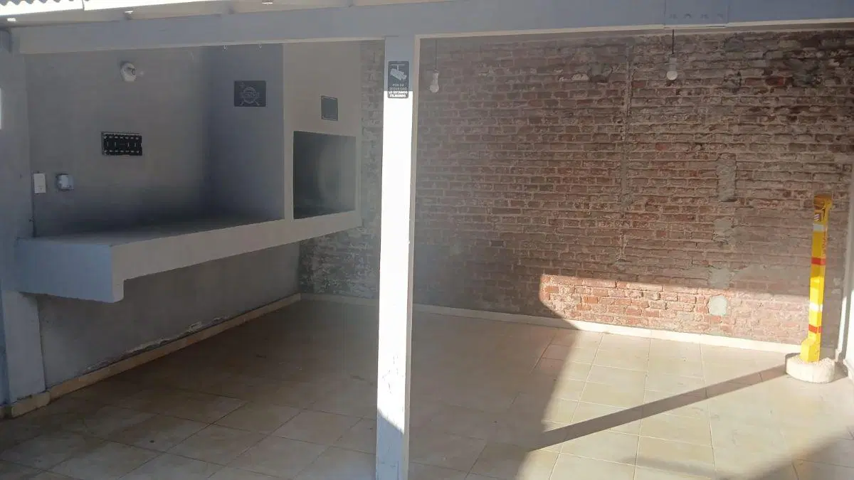 Amplio /planta baja patio y quincho asador/ a metros de la av Santa Fe 5