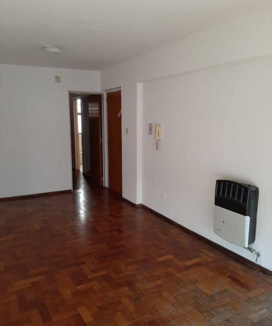 Foto de Nueva cordoba /externo/gran living comedor/dormitrios de 4 x3 /, imagen 2